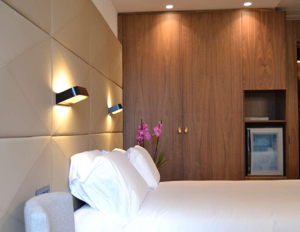Hotel Sb Glow Barcelona Zimmer foto